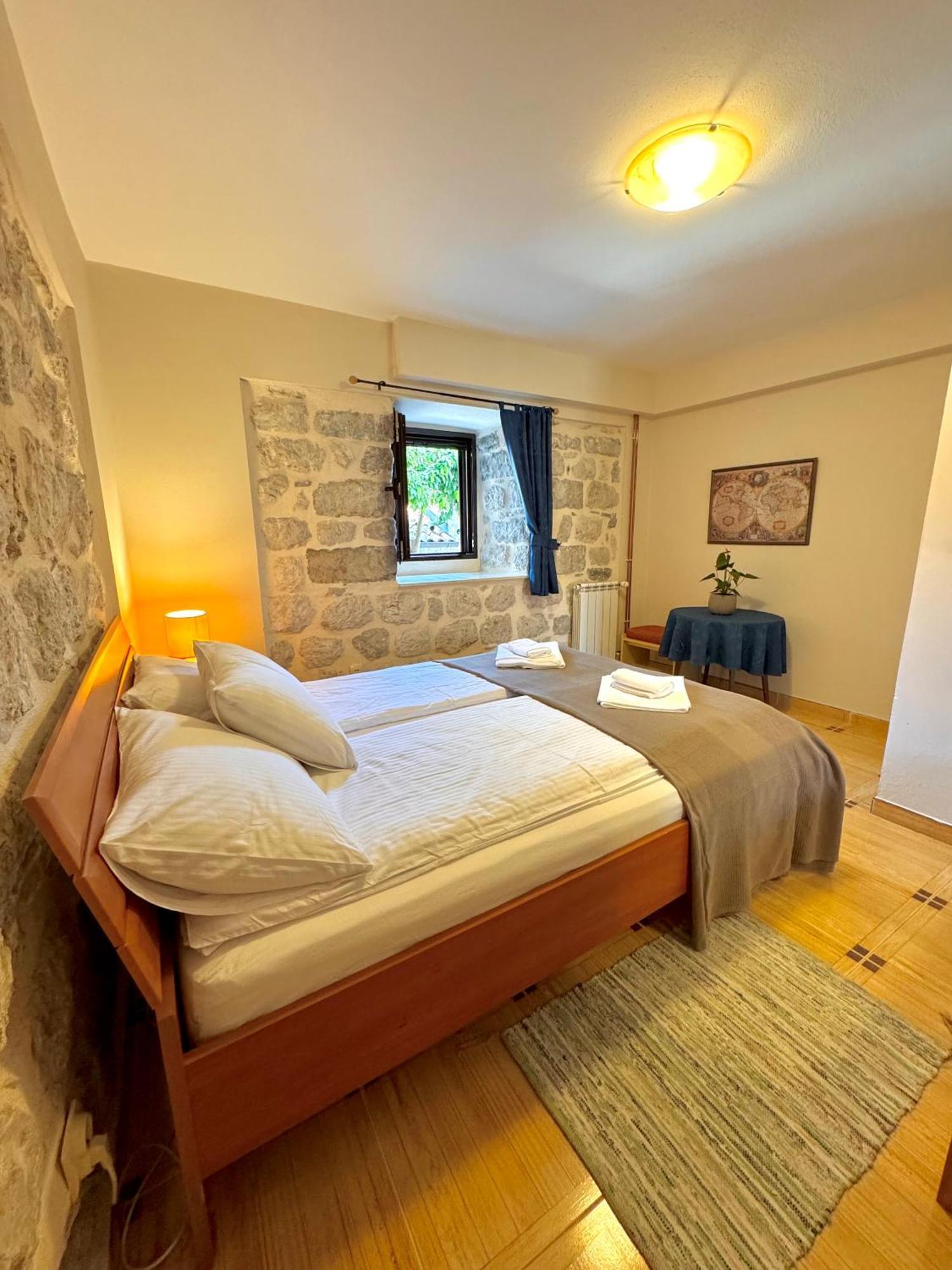 קוטור Apartments Radonicic מראה חיצוני תמונה