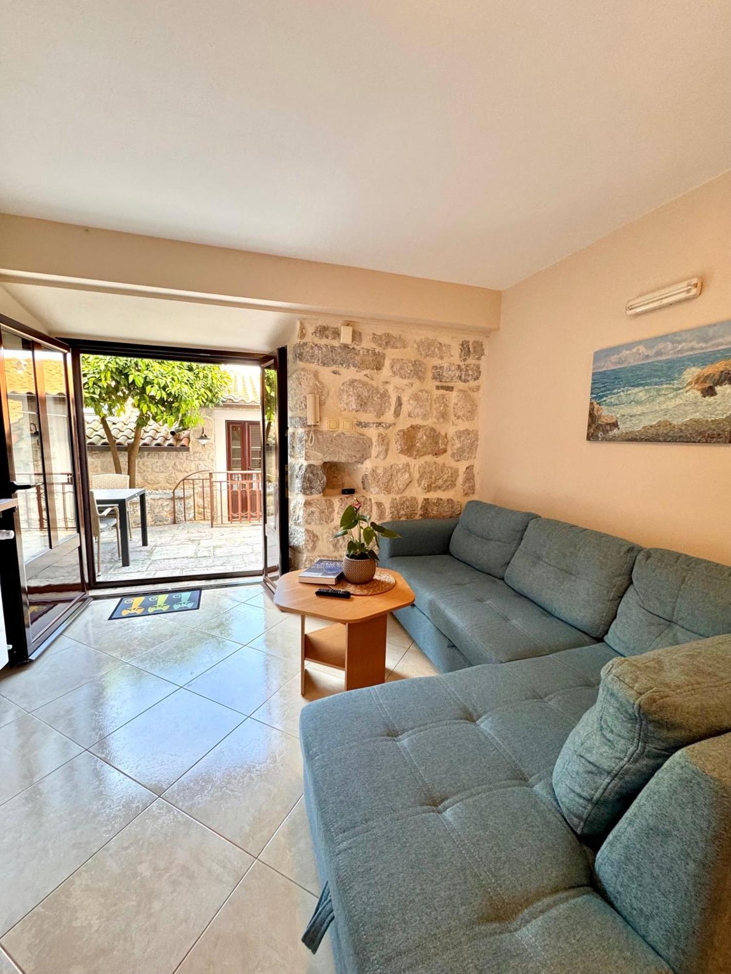 קוטור Apartments Radonicic מראה חיצוני תמונה