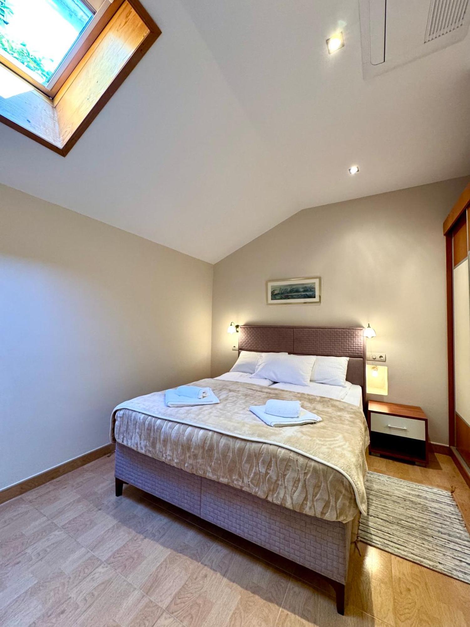 קוטור Apartments Radonicic מראה חיצוני תמונה